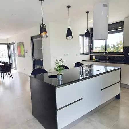 Sky By Laranjal Villa