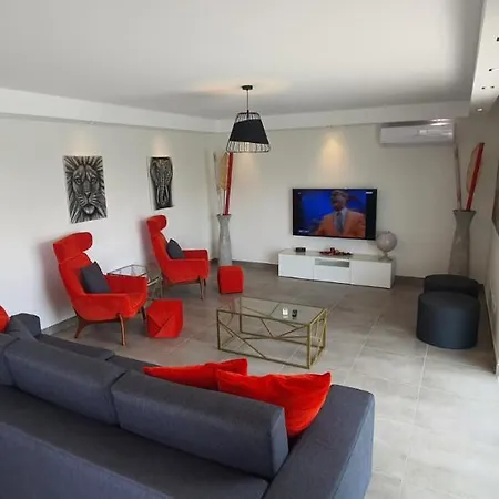 Sky By Laranjal * Αλμπουφέιρα