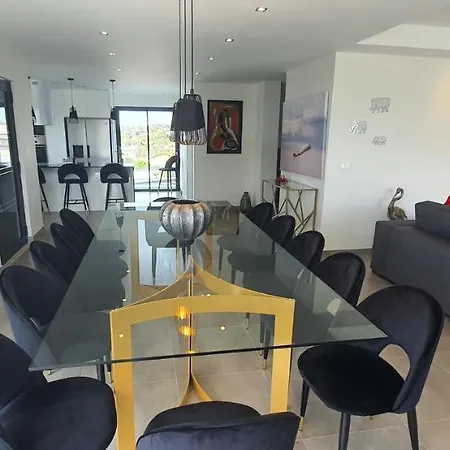 Βίλα Sky By Laranjal *