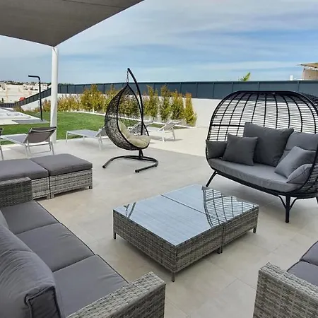 Villa Sky By Laranjal *